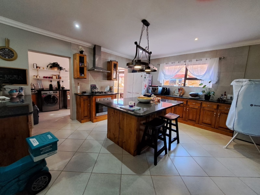 3 Bedroom Property for Sale in Boschdal North West